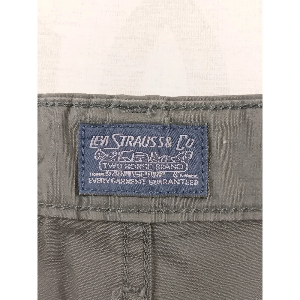 Levi Strauss Co Mens Cargo Shorts Olive Green Waterless Size 38 - Picture 6 of 9